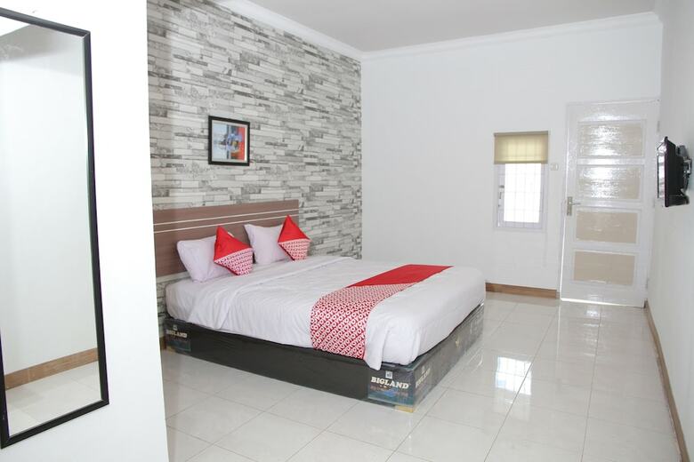 Oyo 1265 Zamrud Hotel
