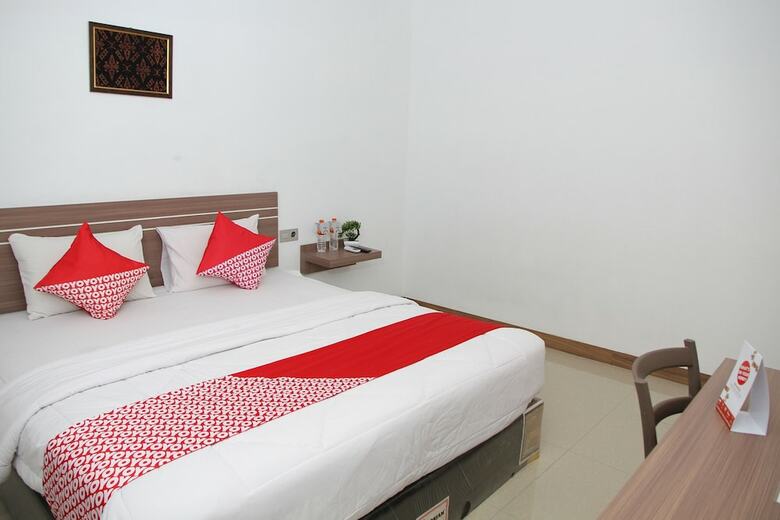Oyo 1265 Zamrud Hotel