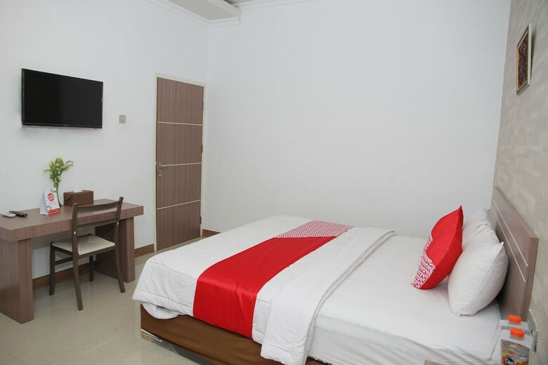 Oyo 1265 Zamrud Hotel