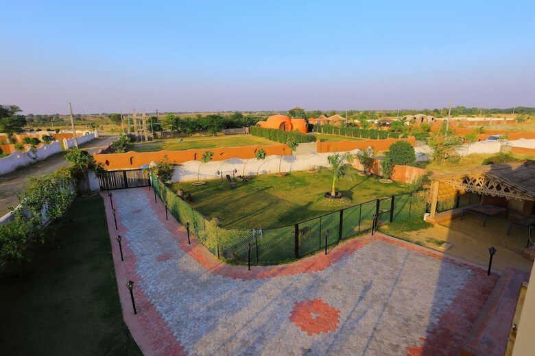 Hotel Joy Adventure And Resort
