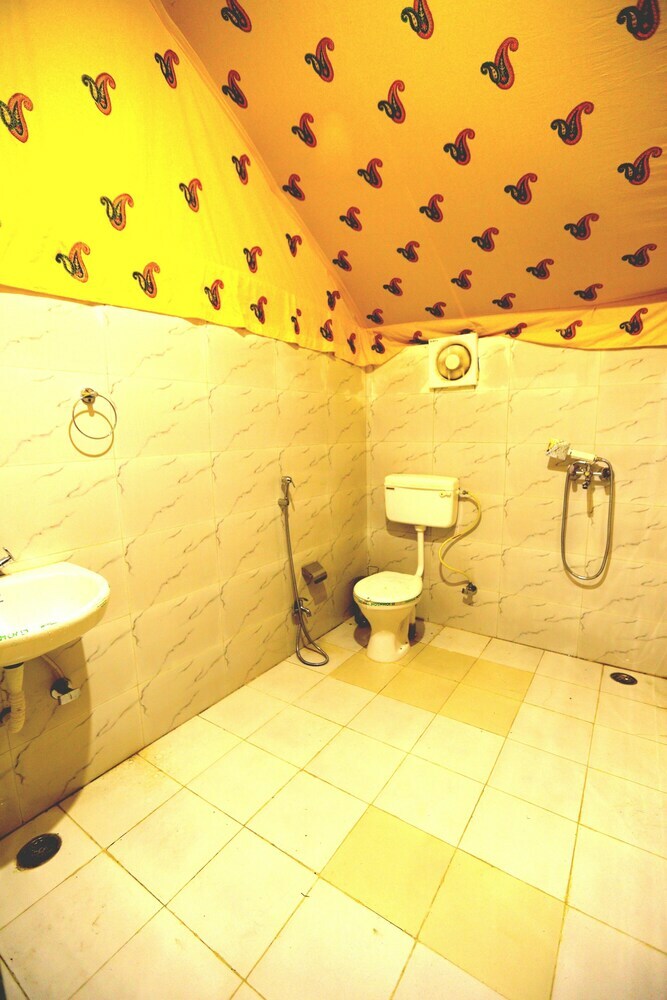 Hotel Joy Adventure And Resort