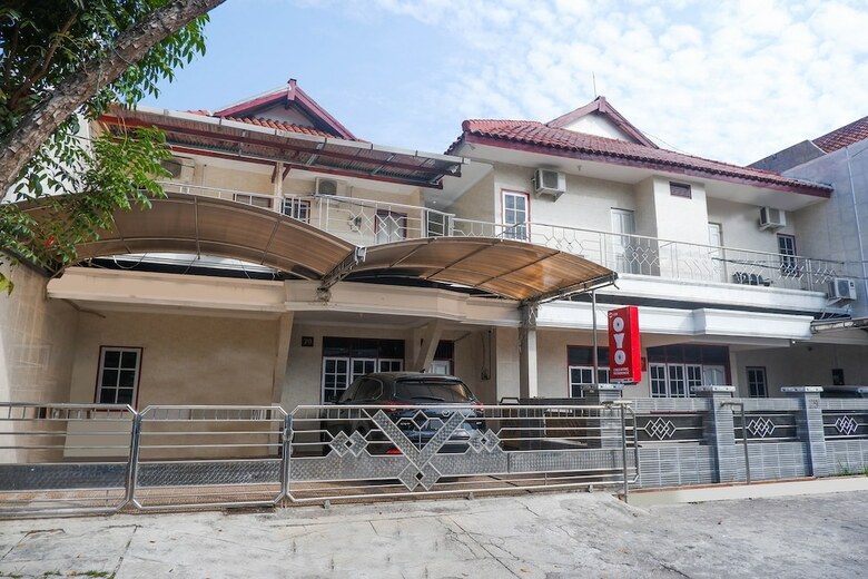 Hotel Oyo 1284 Executive Residence