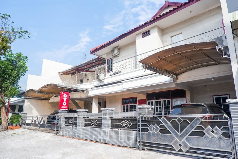 Hotel Oyo 1284 Executive Residence