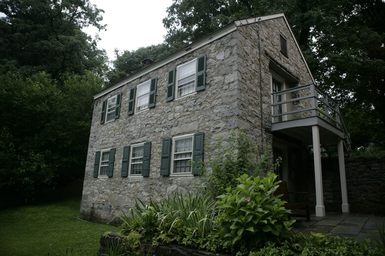 Bed & Breakfast Inn At Millrace Pond