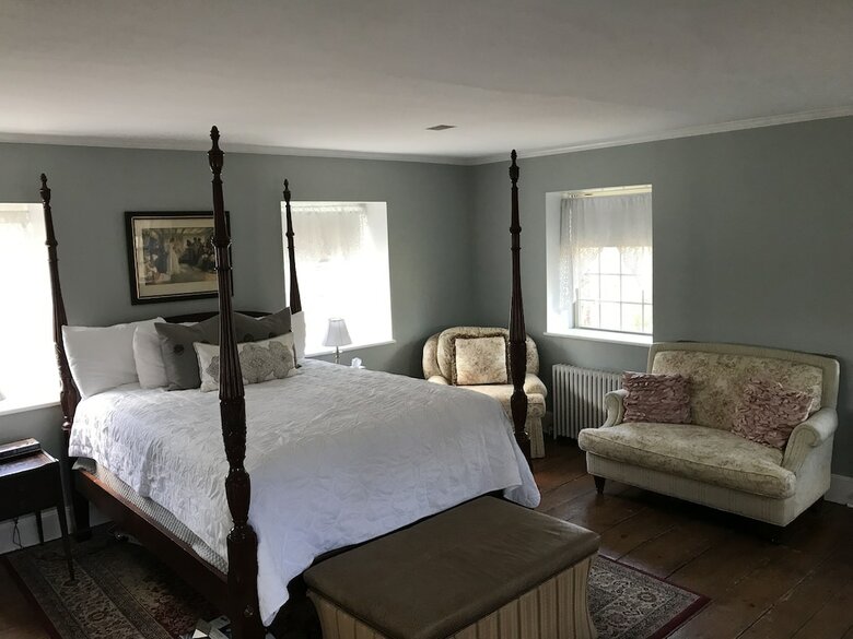 Bed & Breakfast Inn At Millrace Pond