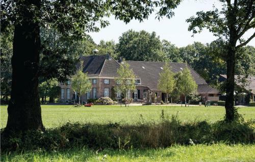 Five-bedroom Holiday Home In Beers