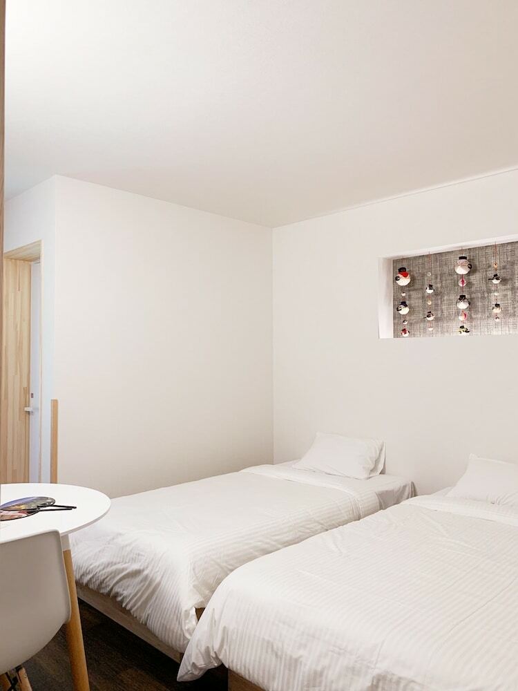 Hotel B&B Mikawa - Kanazawa Fish Harbour