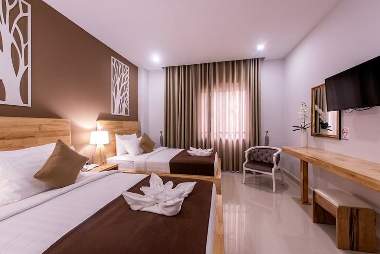 Double S Hotel