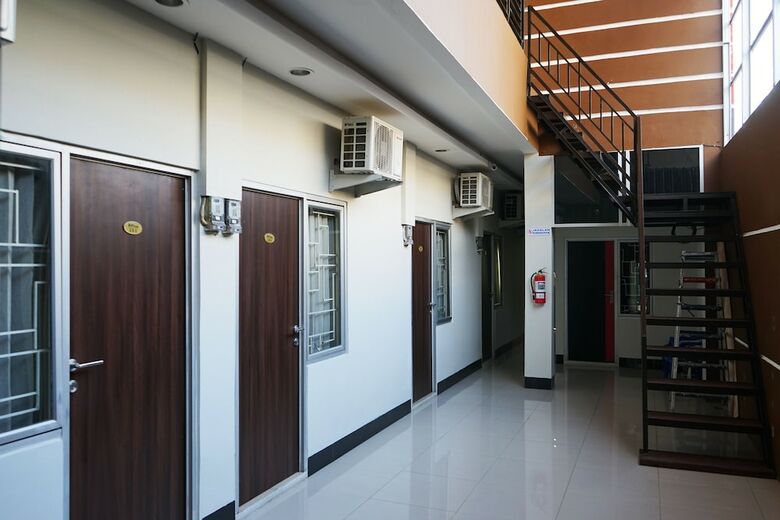 Hostal Oyo 1157 Ant Home