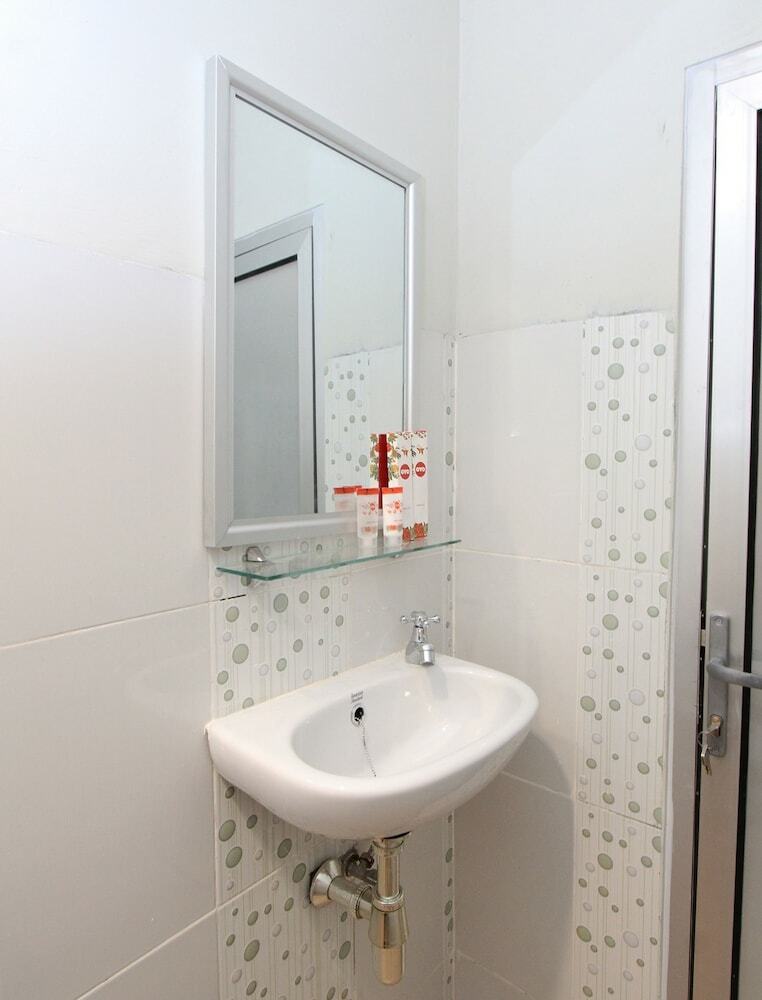 Hostal Oyo 1157 Ant Home