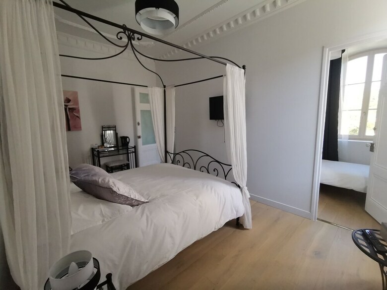 Bed & Breakfast Chateau de Saint-genix