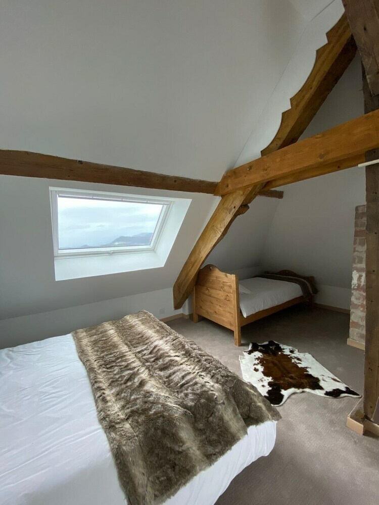 Bed & Breakfast Chateau de Saint-genix