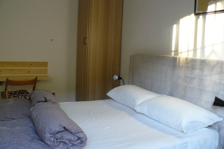 Bed & Breakfast 3b
