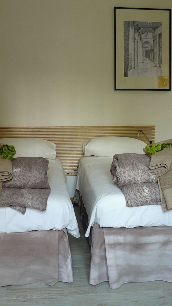 Bed & Breakfast 3b
