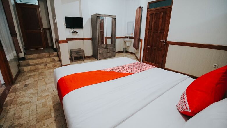 Hotel Oyo 1209 Tirtasari Nice Guesthouse
