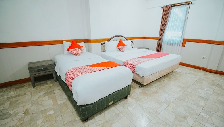 Hotel Oyo 1209 Tirtasari Nice Guesthouse