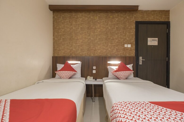 Capital O 1279 Hotel Grand Celino Makassar