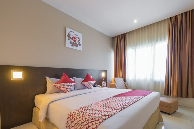 Capital O 1279 Hotel Grand Celino Makassar