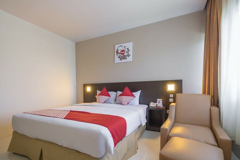 Capital O 1279 Hotel Grand Celino Makassar