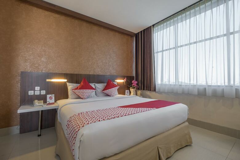 Capital O 1279 Hotel Grand Celino Makassar