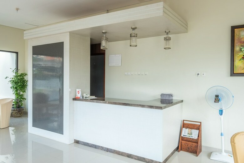 Hostal Oyo 1268 Hotel Parahyangan