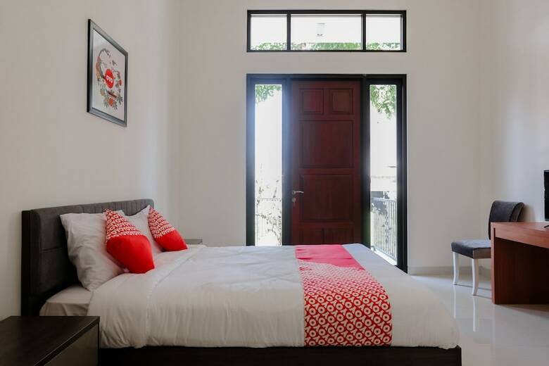 Hotel Oyo 1110 Ijen Butik House