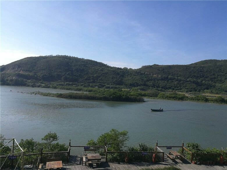 Marvellous Hotel With Great Lake View
