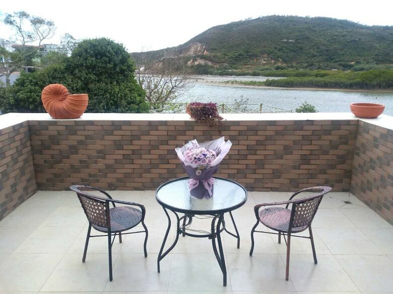 Marvellous Hotel With Great Lake View