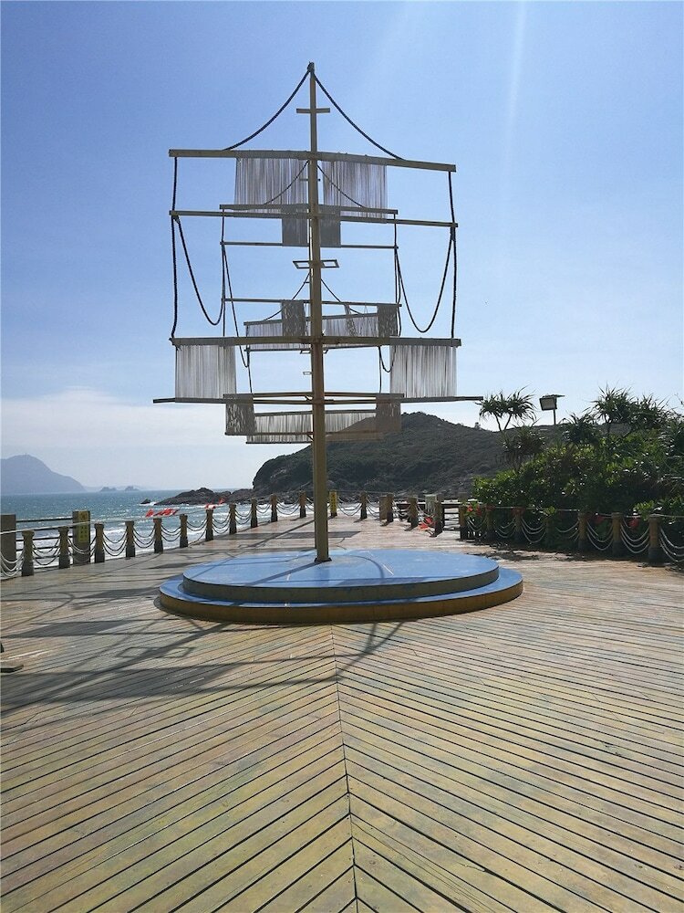 Marvellous Hotel With Great Lake View