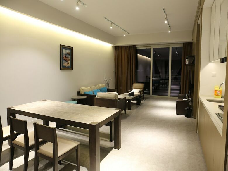 XI Yue Hai Bin Holiday Hotel