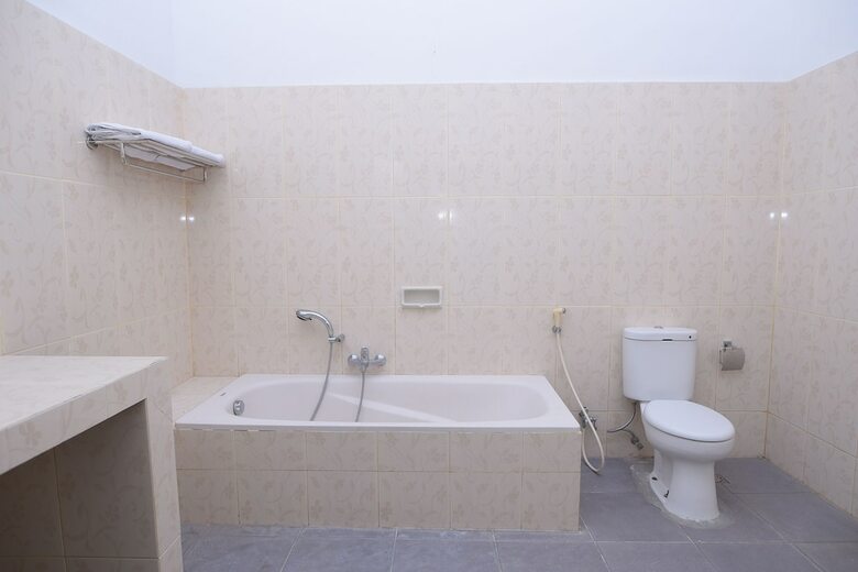 Hostal Oyo 1262 Sabang Fair Hotel