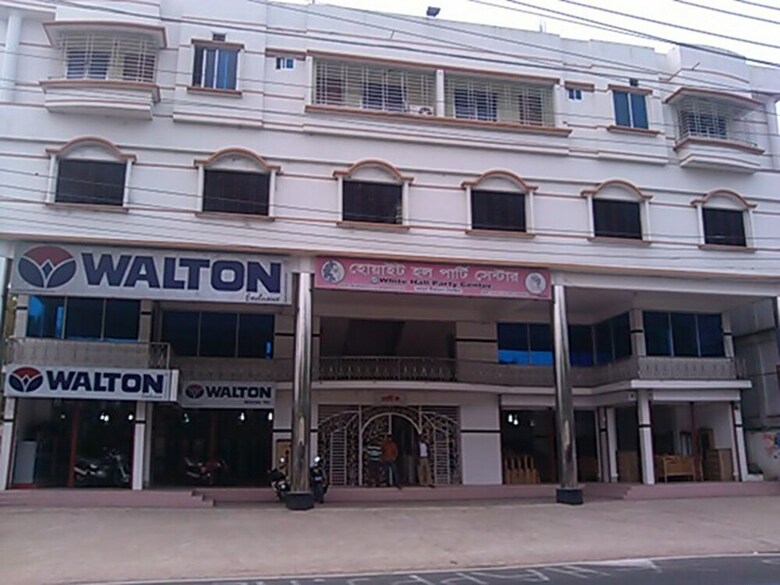 Hotel White Hall Guest House
