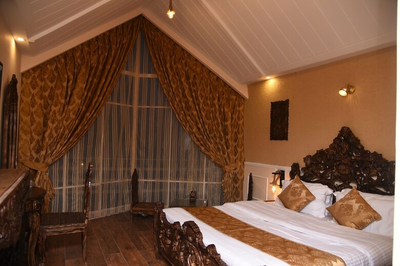 Hotel Kali Tibba Resort