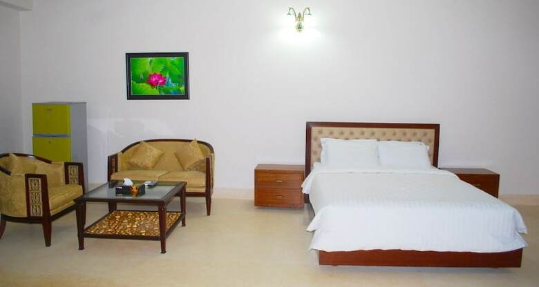 Sikder Hotel And Villas