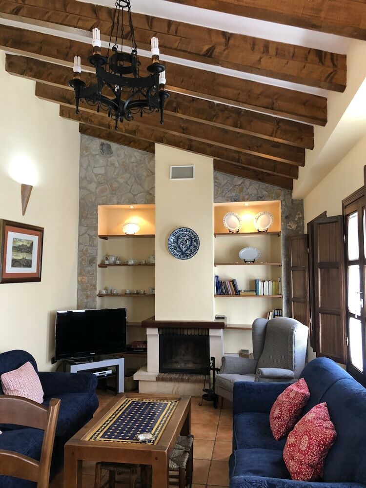 Agroturismo Casas de Tita-elvira