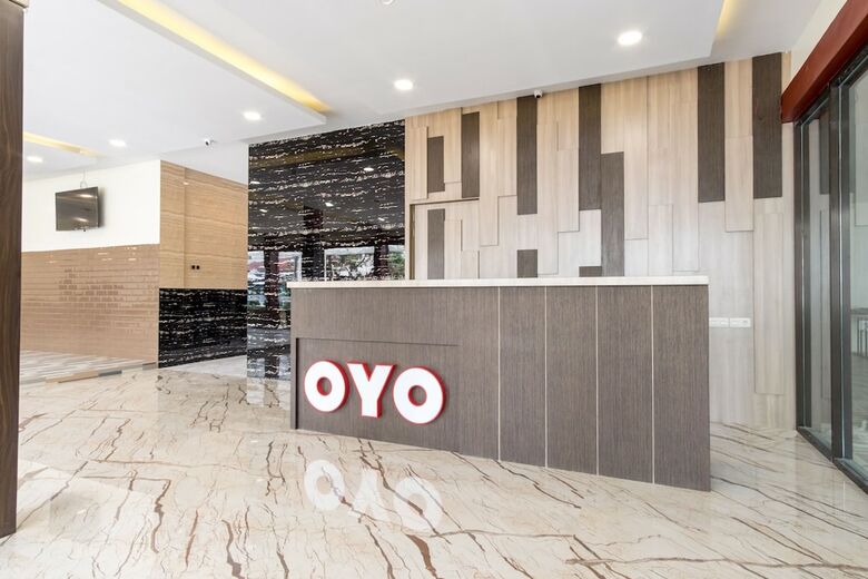 Oyo 727 Merlion Hotel