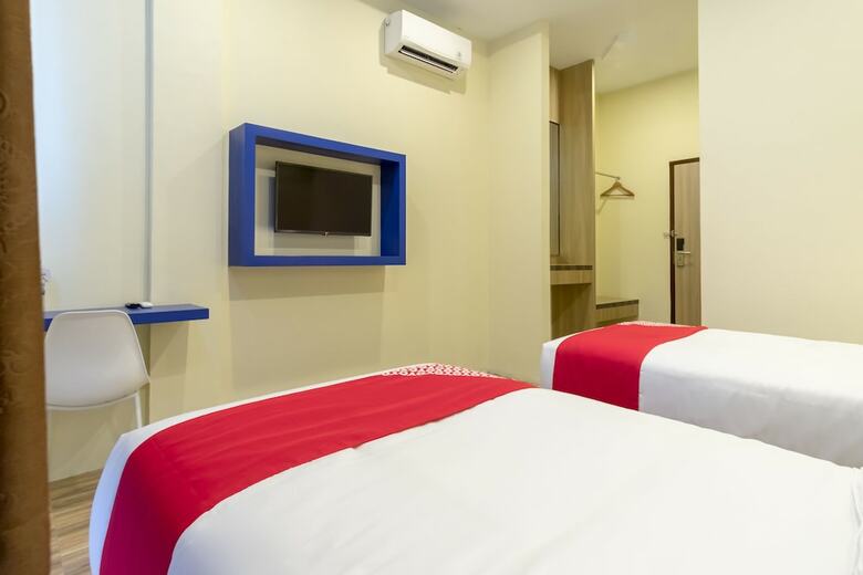 Oyo 727 Merlion Hotel