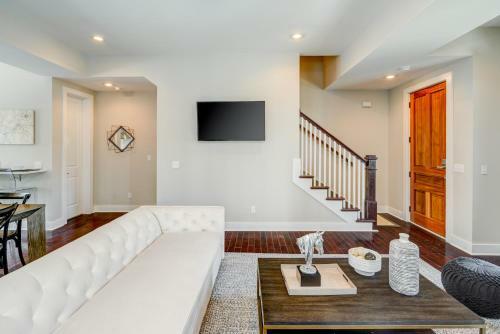 2nd Ave S Townhouse Unit C10