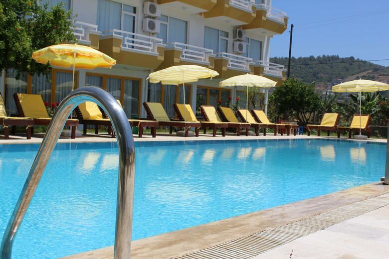 Hare Hotel