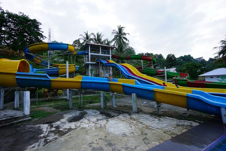 Hotel Oyo 1254 Golden Lake Resort