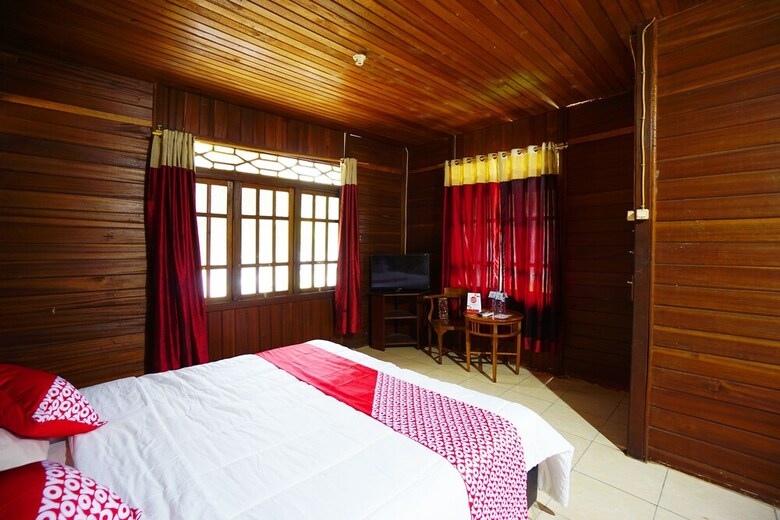 Hotel Oyo 1254 Golden Lake Resort