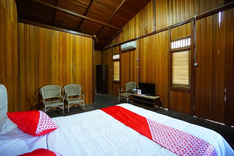 Hotel Oyo 1254 Golden Lake Resort