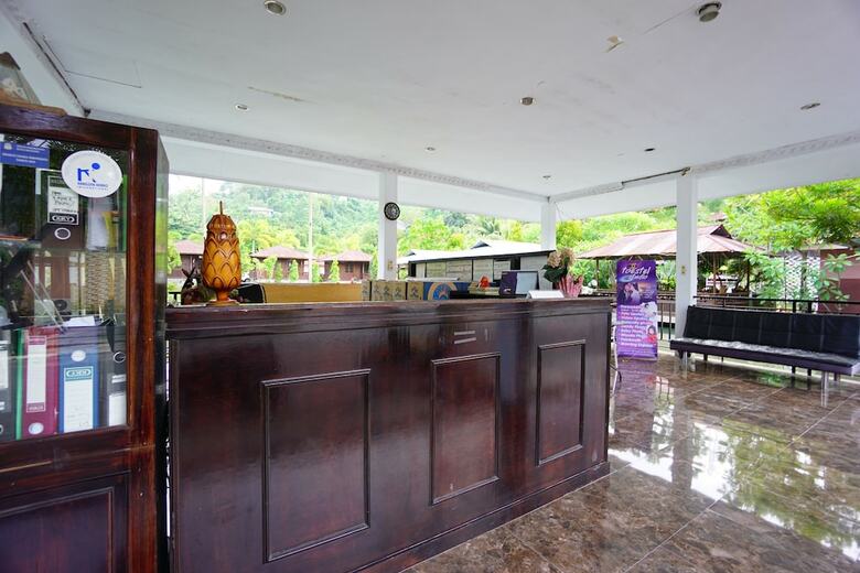 Hotel Oyo 1254 Golden Lake Resort