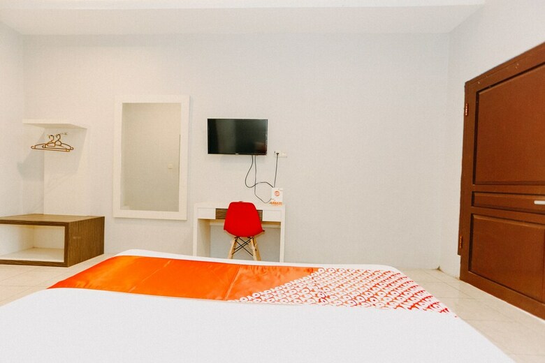 Hostal Oyo 1188 Alam Indah Lestari Hotel