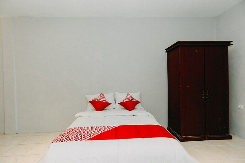 Hostal Oyo 1188 Alam Indah Lestari Hotel