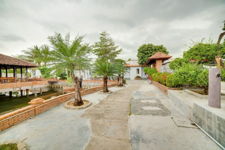 Allure Garden Hotel