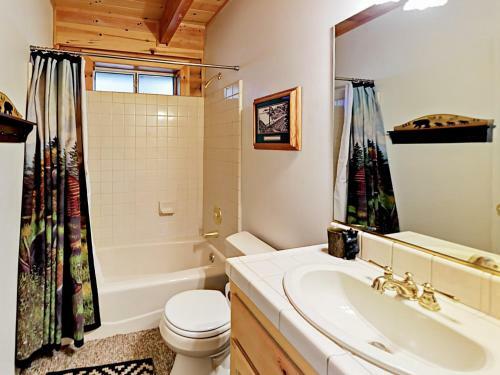 41813 Golden W Pl Home