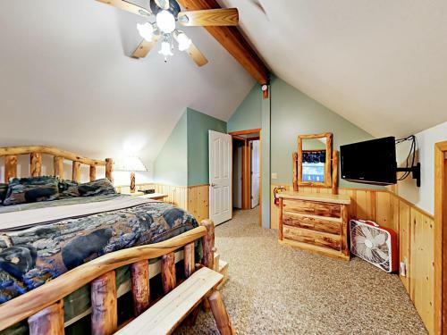 41813 Golden W Pl Home