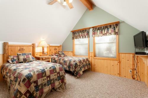 41813 Golden W Pl Home
