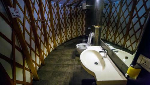 Hotel Casuarina Bay